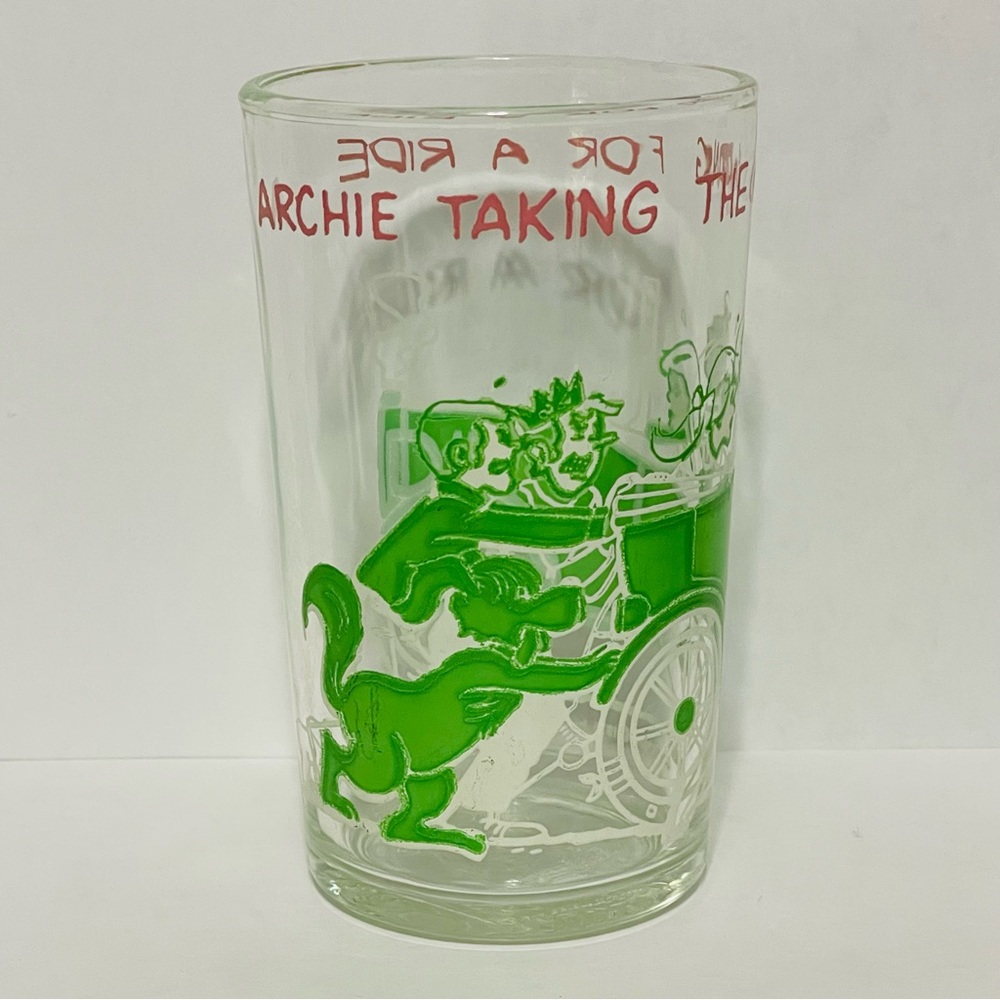 Vintage Archie Comics “Taking the Gang for a Ride” 1971 Welchs Jelly Jar Glass
